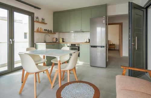 Kardamena Apartment | Sandy feet relax suite