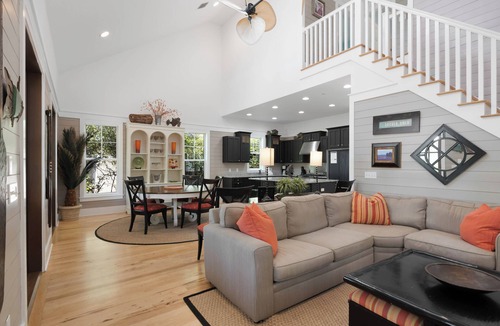 Watercolor House | Sandy Oar - Camp WaterColor Home + Carriage House, Fire Pit, 5 Bikes