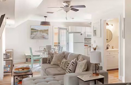 Roseland Apartment | Sandy Pines Perch Indian River Base Camp
