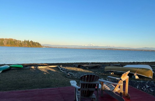 Ferndale House | Sandy Point Shalom Cabin- Ocean view and access - 20 mins from Bellingham