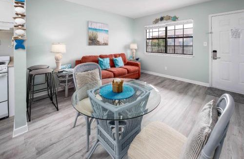 Fort Walton Beach House | Sandy Pointe 205 Pet Friendly Condo