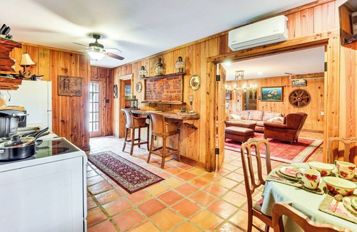 Astor Cottage | Sandy Shore & Multi-boat Dock! St Johns River Home