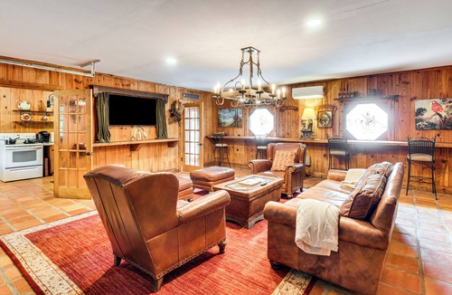 Astor Cottage | Sandy Shore & Multi-boat Dock! St Johns River Home