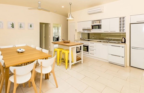 Sandy Point House | Sandy Star Stay 3 Pay 2 Winter Special
