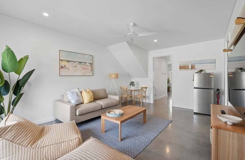 Woolgoolga Apartment | Sandy Toes - Walk to Beach, Pet Friendly, Stylish