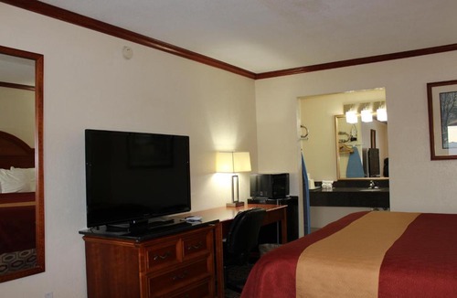 Sanger Hotel | Sanger Inn, Sanger TX