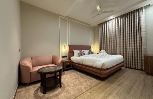 Varanasi Hotel | Sanguine Varanasi