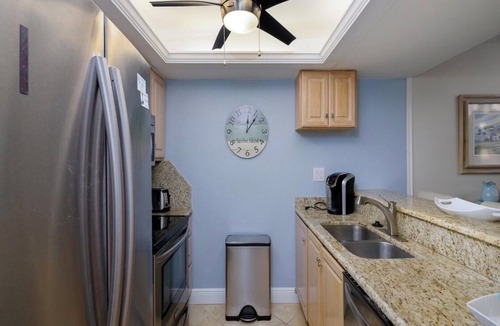 Sanibel Condo | Sanibel Beachfront Back on VRBO- 5 Star Ratings. Immaculate/Updated/On the Sand!