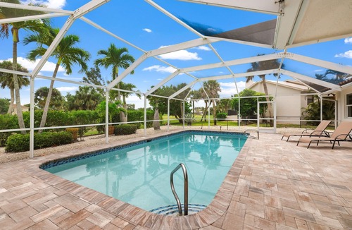 Beachview Country Club Estates House | Sanibel Splash