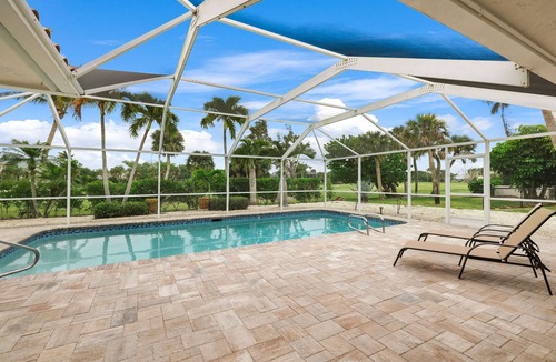 Beachview Country Club Estates House | Sanibel Splash