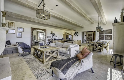 Sannes House | Sannes – A beautifully appointed villa - Sleeps 11