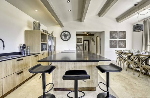 Sannes House | Sannes – A beautifully appointed villa - Sleeps 11