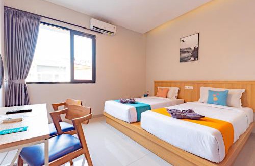 Malang Hotel | Sans Hotel Bobosini Malang by RedDoorz