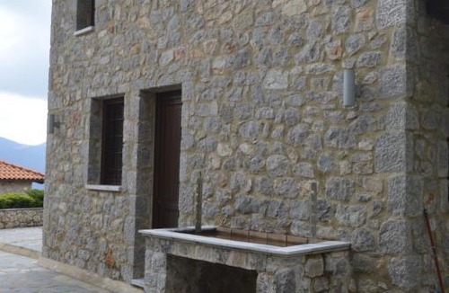 Arachova Villa | Sansa Stark Chalet