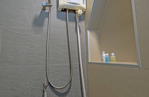 Bang Prok Hotel | Sansuk Apartment