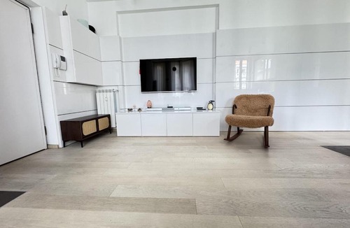 San Vittore Apartment | Sant'Agostino Large & Elegant Apartment, Milano