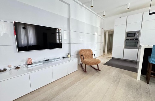 San Vittore Apartment | Sant'Agostino Large & Elegant Apartment, Milano