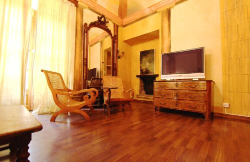 Darnius Bed & Breakfast | Santa Ana B&B