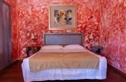 Darnius Bed & Breakfast | Santa Ana B&B
