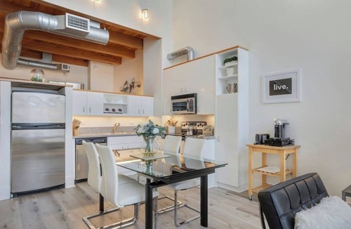 San Jose Condo | Santana Row Properties #6 - Silicon Valley Getaway
