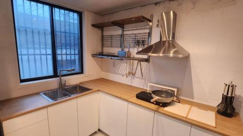 Yeongdo Apartment | Santiago 3rd