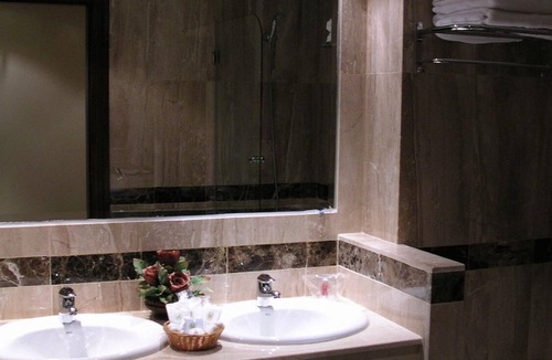 Linares Hotel | Santiago