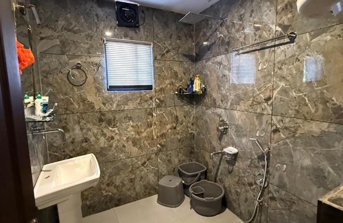 Dal Lake Apartment | Santino Palace
