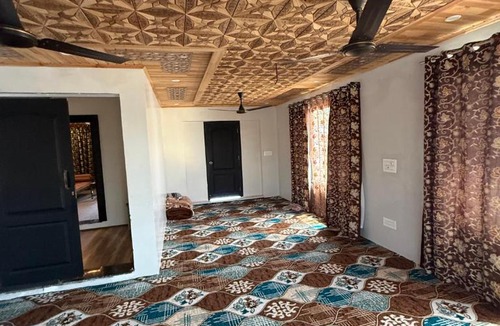 Dal Lake Apartment | Santino Palace