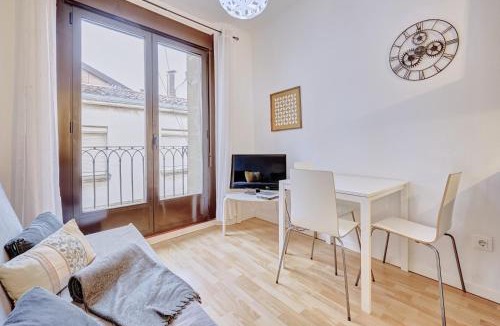 Haro Apartment | Santo Tomás I