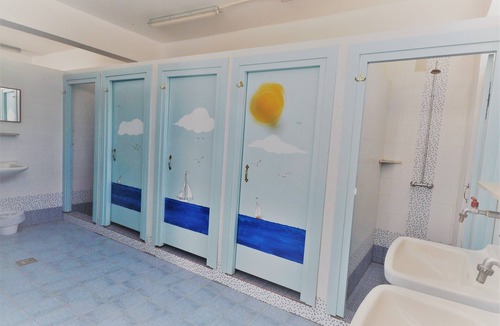 Fira Hostel | Santorini Camping & Hostel