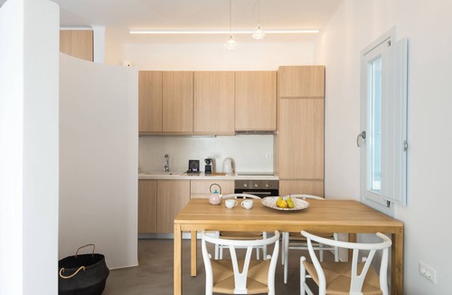 Santorini House | Santorini Heights