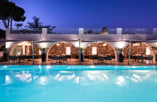 Kamari Hotel | Santorini Kastelli Resort
