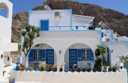 Perissa Condo | Santorini Seaside Retreat, Summer Twin Escape