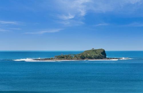 Mudjimba Resort | Santorini Twin Waters