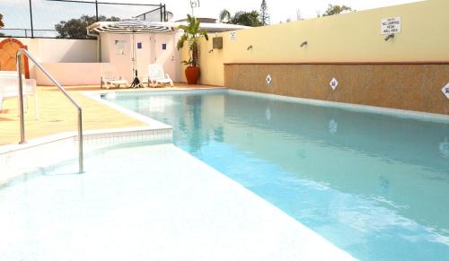 Mudjimba Resort | Santorini Twin Waters