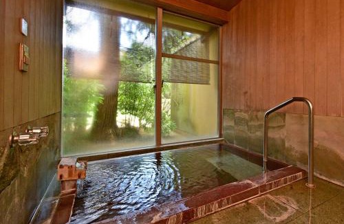 Izu Nagaoka Onsen Hotel | Sanyo-so