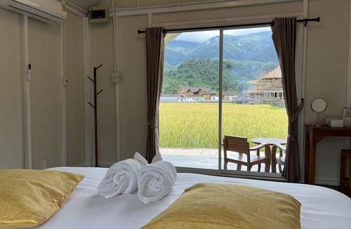 Bo Kluea Hotel | Sapan Dee View