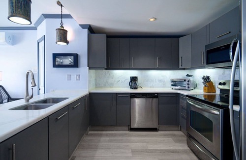 Callendar Condo | Sapphire Beach Condos 203