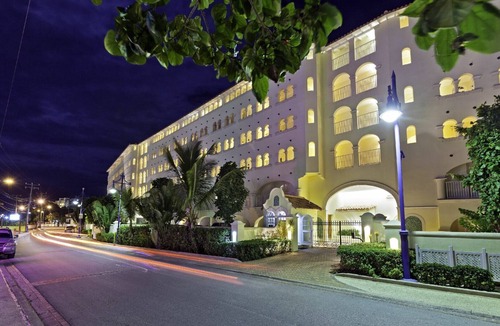 Callendar Condo | Sapphire Beach Condos 317