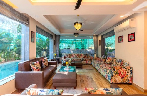 Marna Villa | Sapphire Sands by StayVista with Pvt Pool, 4 Jacuzzi at Siolim, Goa