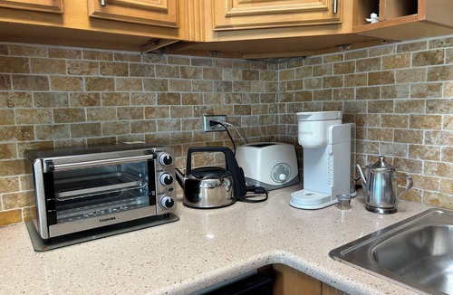 Paradise View Apartment | Sapphire Shores -Serene Ocean-View 1 BDR Retreat walkable to Dickenson Bay