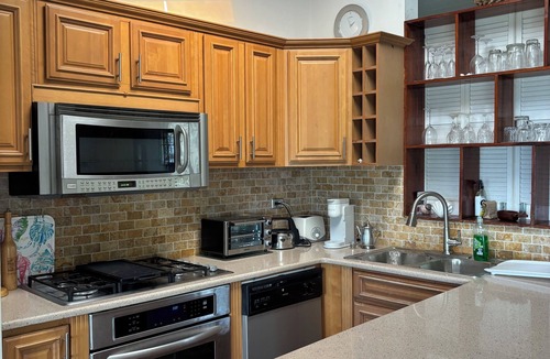 Paradise View Apartment | Sapphire Shores -Serene Ocean-View 1 BDR Retreat walkable to Dickenson Bay