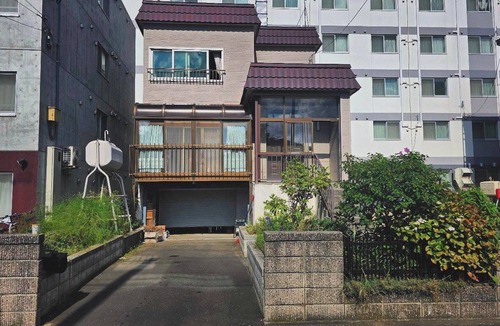 Higashi House | [Sapporo Private House ] 8-minute walk from subway station and airport bus stop
