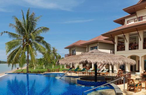 Bang Son Hotel | Sara Beachfront Boutique Resort