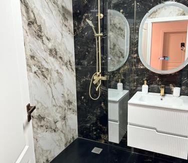 Baia Mare Apartment | Sara Home