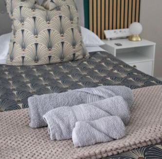 Tuscolano Apartment | Sara's Home - Modern Apartment Near Metro, Perfect for Families and Groups in Rome