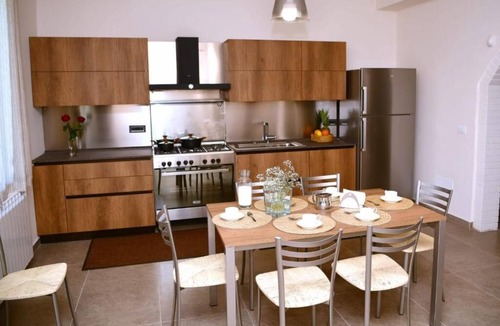 Fleri Villa | Sara's House - Villa with 4 bedrooms and private pool