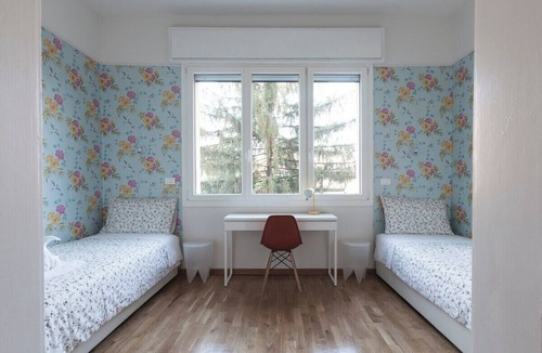 Saragozza-Porto Hostel | Saragozza Apartment 3: Bright and central flat