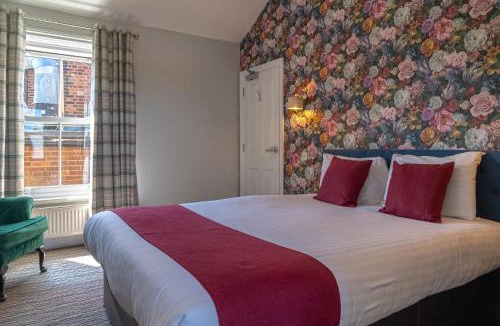 Harwich Hotel | Sarah Hotel