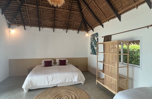 Baan Tai House | Sarana Bungalows